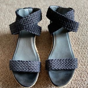 Stuart Weitzman Espadrille